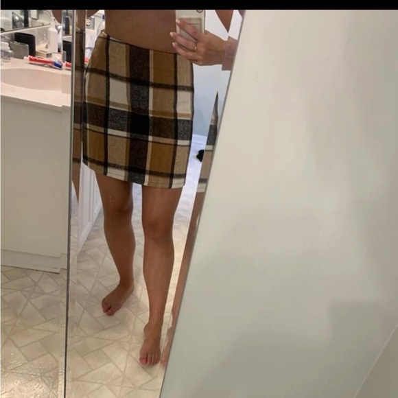 Plaid skirt - Picture 7 of 8
